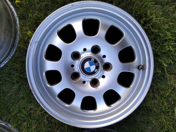 BMW 6.5x15 5x120 4 шт.
