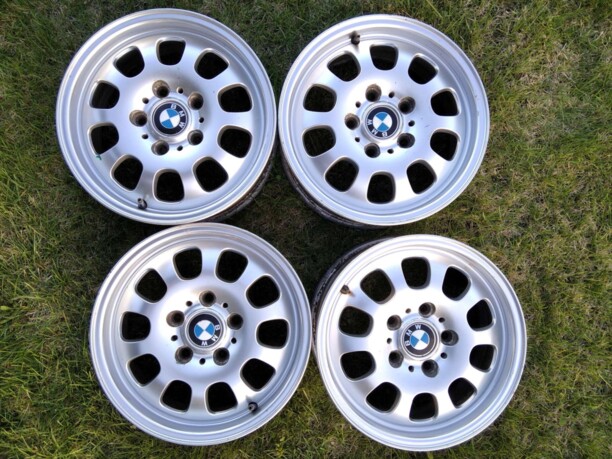 BMW 6.5x15 5x120 4 шт.