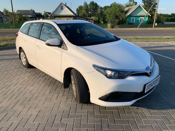 Toyota Auris II (E180) · Рестайлинг, 2017 г.
