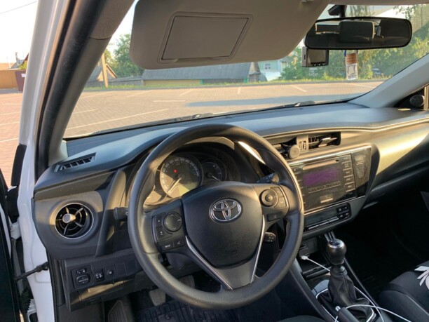 Toyota Auris II (E180) · Рестайлинг, 2017 г.