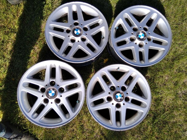 BMW 6.5x15 5x120 4 шт.