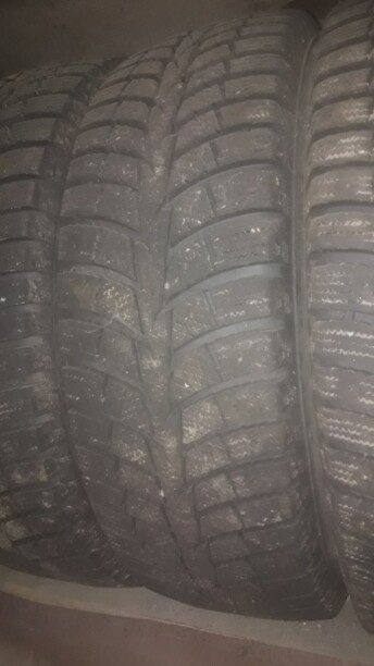 Легковые шины Laufenn 235/75 R15 4 шт.
