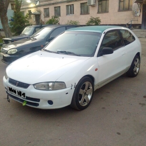 Mitsubishi Colt V, 1997 г.