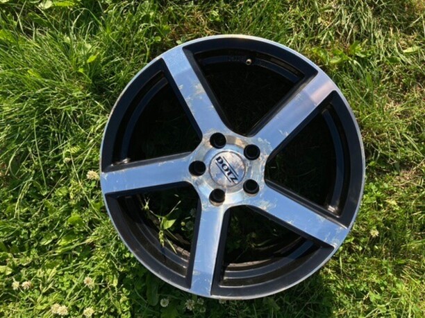 DOTZ 8x17 5x112 4 шт.