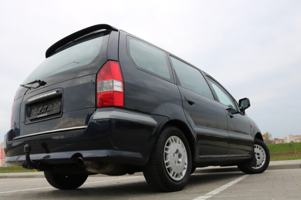 Mitsubishi Space Wagon Typ N50, 7 мест, 2001 г.
