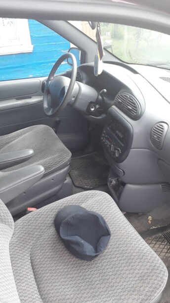 Dodge Caravan III, 7 мест, 1998 г.