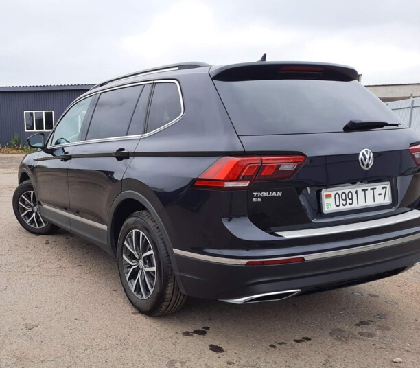 Volkswagen Tiguan II, 7 мест, 2018 г.