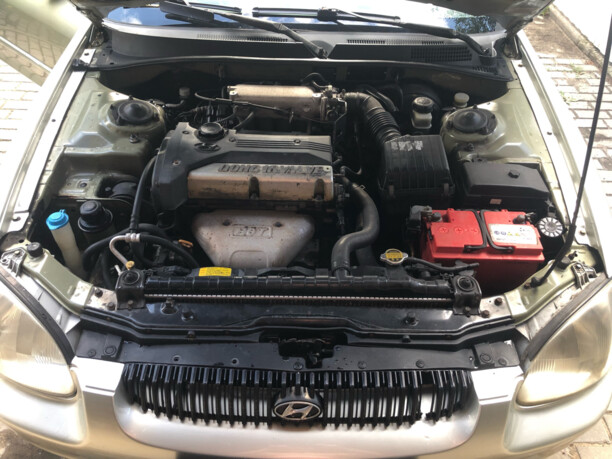 Hyundai Sonata EF, 2001 г.