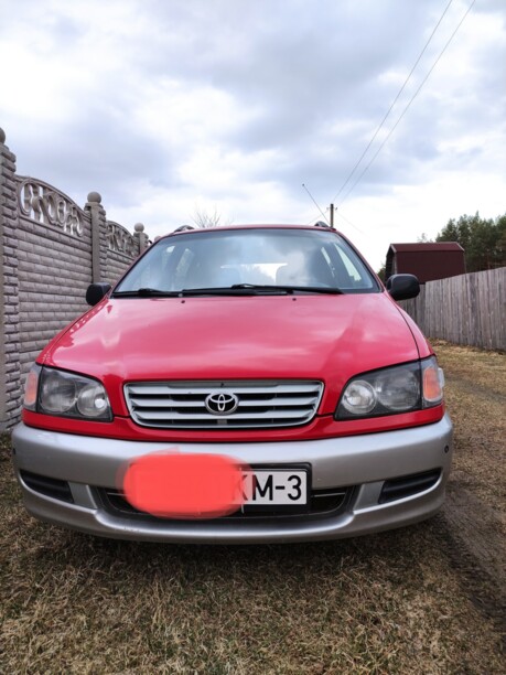 Toyota Picnic, 7 мест, 2000 г.