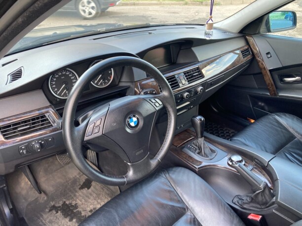 BMW 5 серия E60, E61, 2004 г.