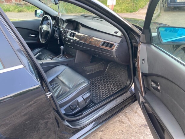 BMW 5 серия E60, E61, 2004 г.