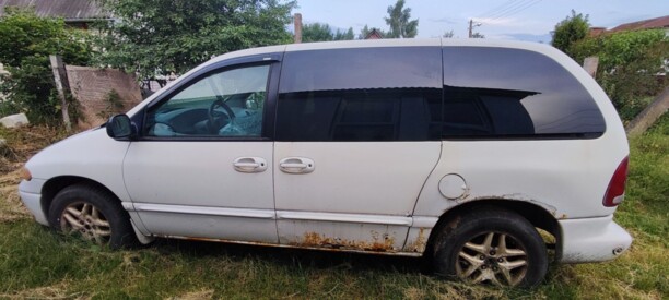 Dodge Caravan III, 7 мест, 1997 г.
