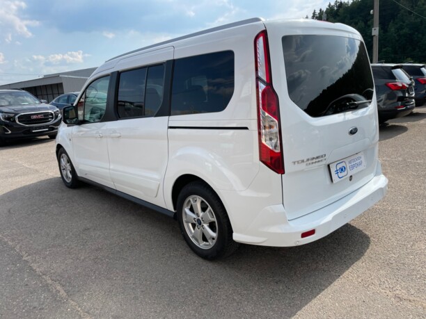 Ford Tourneo Connect II, 7 мест, 2018 г.