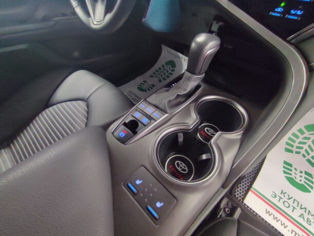 Toyota Camry XV70 · Рестайлинг, 2021 г.