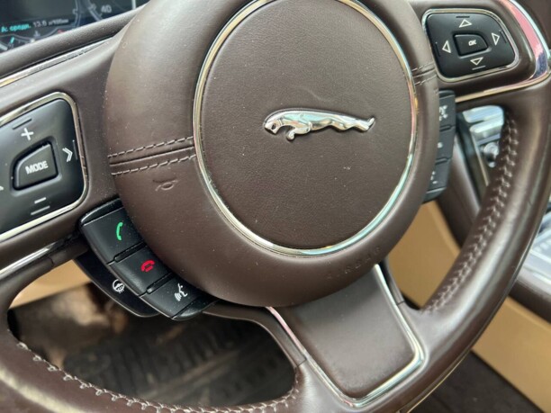 Jaguar XJ X351, 2015 г.