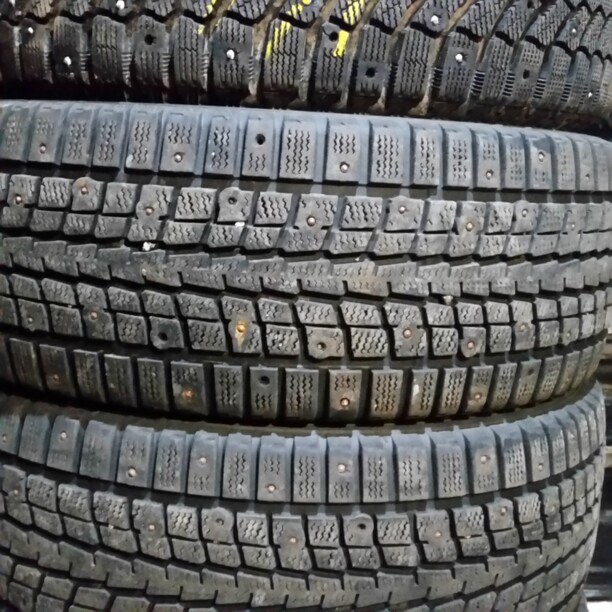 Легковые шины Dunlop Ice-01 205/55 R16 4 шт.
