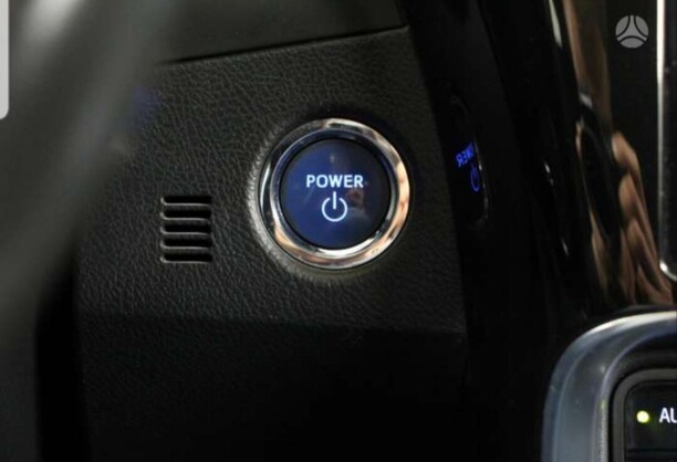 Toyota Auris II (E180) · Рестайлинг, 2015 г.
