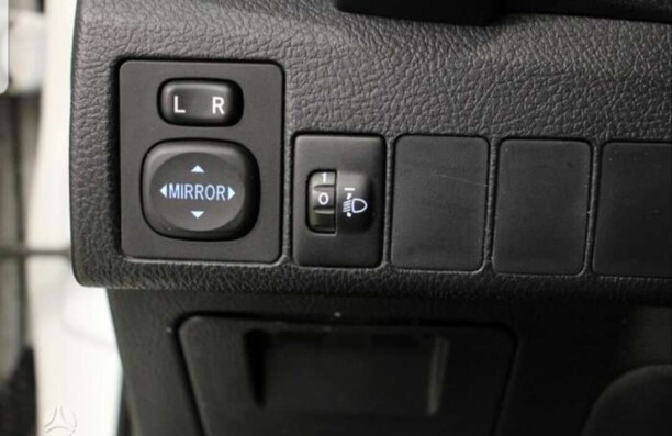 Toyota Auris II (E180) · Рестайлинг, 2015 г.