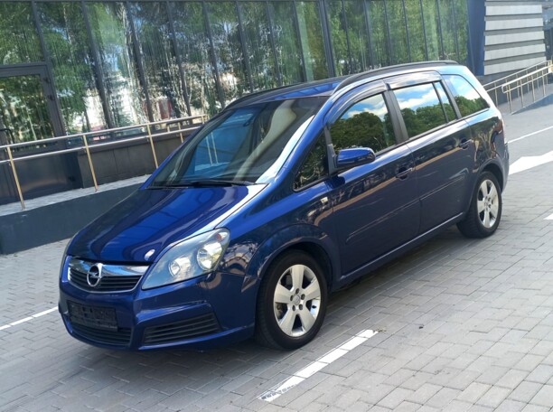 Opel Zafira B, 7 мест, 2006 г.