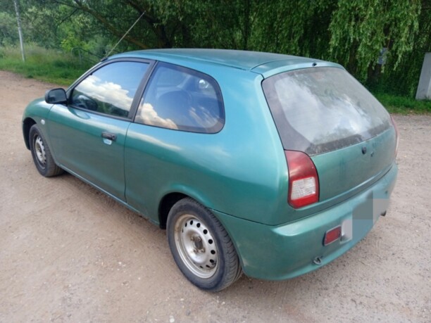 Mitsubishi Colt V, 1999 г.