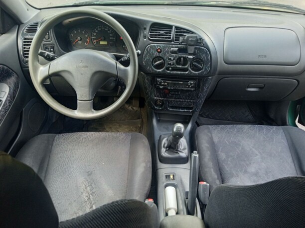 Mitsubishi Colt V, 1999 г.