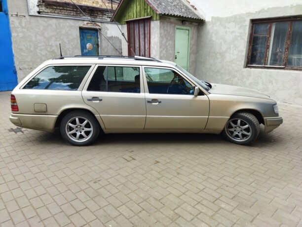 Mercedes-Benz E-Класс W124, S124, C124, A124, 1986 г.
