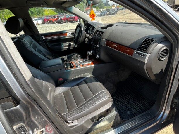 Volkswagen Touareg I, 2003 г.