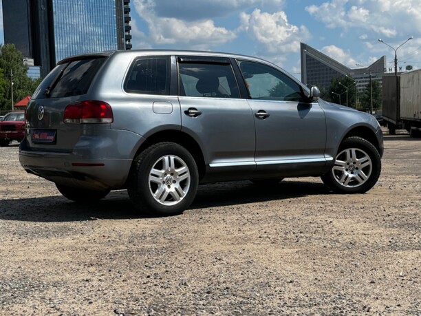 Volkswagen Touareg I, 2003 г.