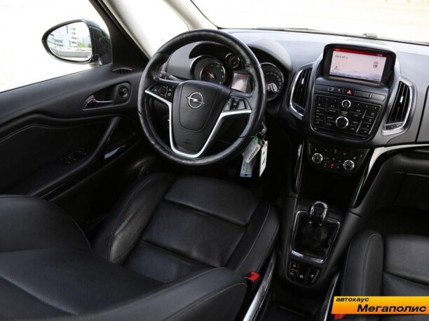 Opel Zafira C, 2015 г.