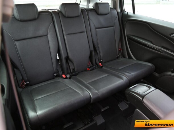 Opel Zafira C, 2015 г.