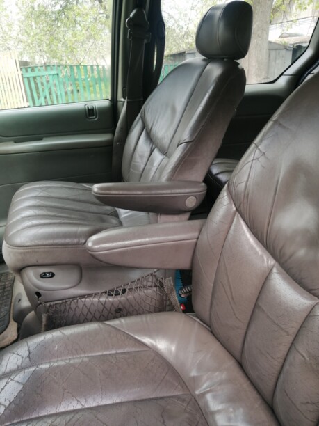 Dodge Caravan III, 7 мест, 1999 г.