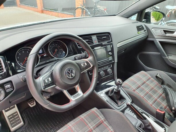 Volkswagen Golf GTI VII · Рестайлинг, 2018 г.