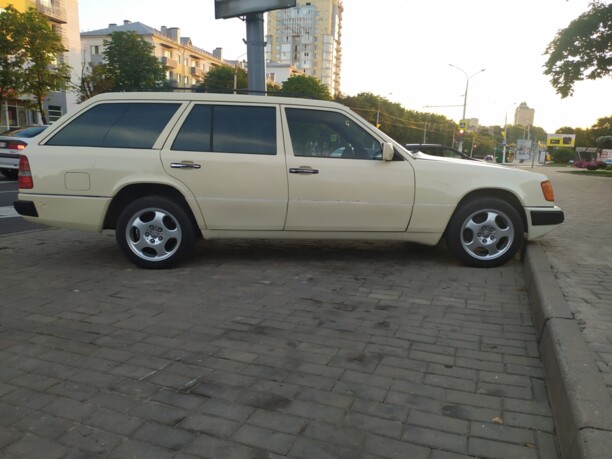 Mercedes-Benz E-Класс W124, S124, C124, A124, 1992 г.