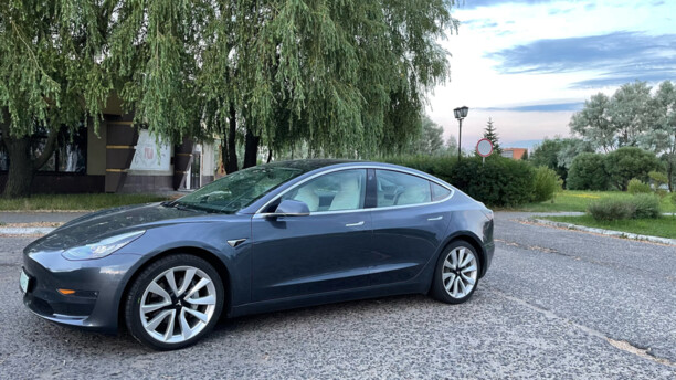 Tesla Model 3, 2018 г.
