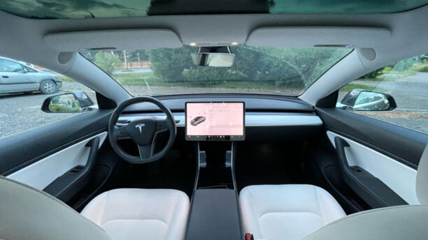 Tesla Model 3, 2018 г.