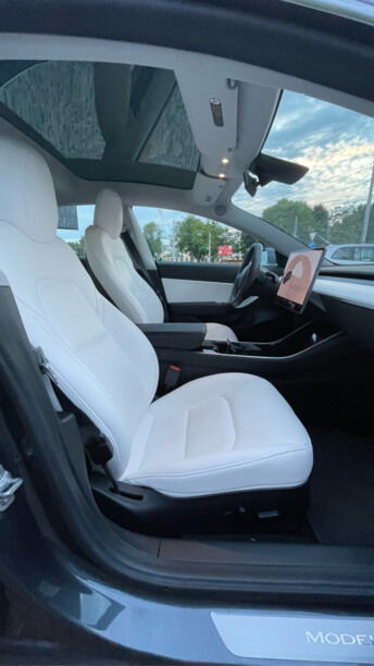 Tesla Model 3, 2018 г.