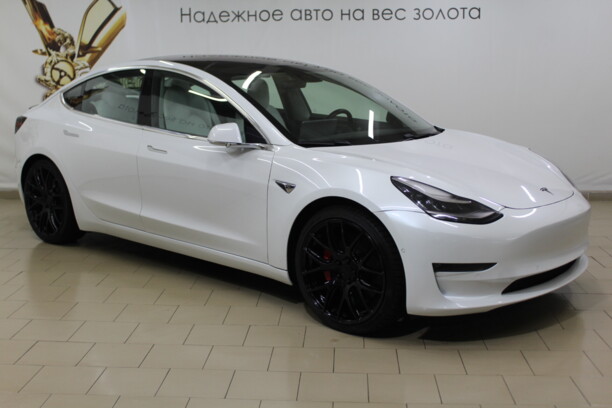 Tesla Model 3, 2018 г.
