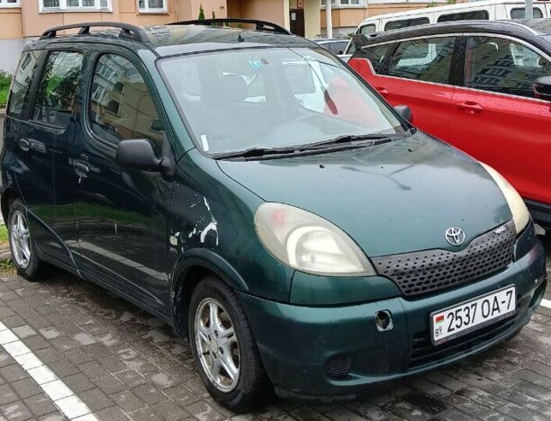Toyota Yaris Verso, 2002 г.