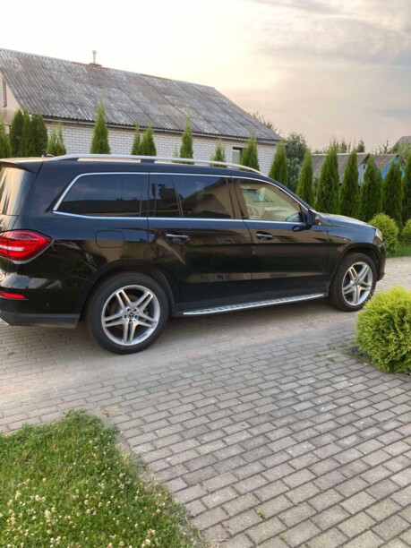Mercedes-Benz GLS X166, 7 мест, 2017 г.
