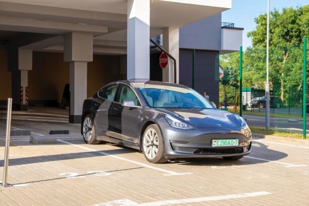 Tesla Model 3, 2018 г.