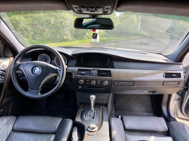 BMW 5 серия E60, E61, 2004 г.