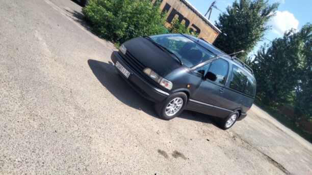 Toyota Previa I (XR10, XR20), 7 мест, 1992 г.