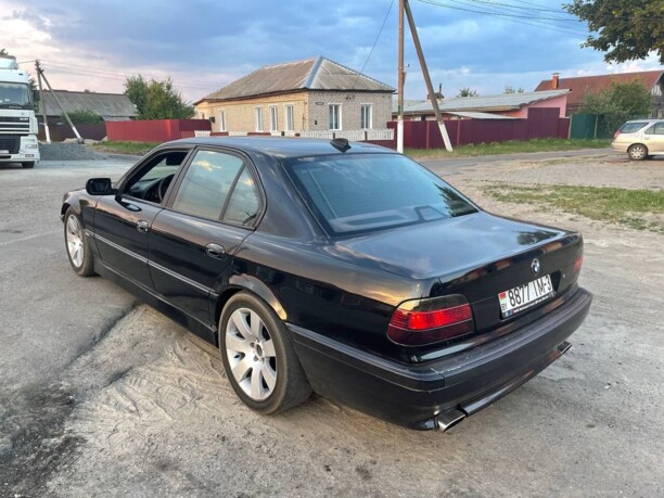 BMW 7 серия E38, 2000 г.