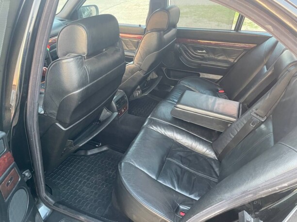 BMW 7 серия E38, 2000 г.