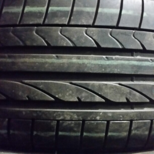 Легковые шины Bridgestone Potenza RE050A RSC 245/40 R18 2 шт.