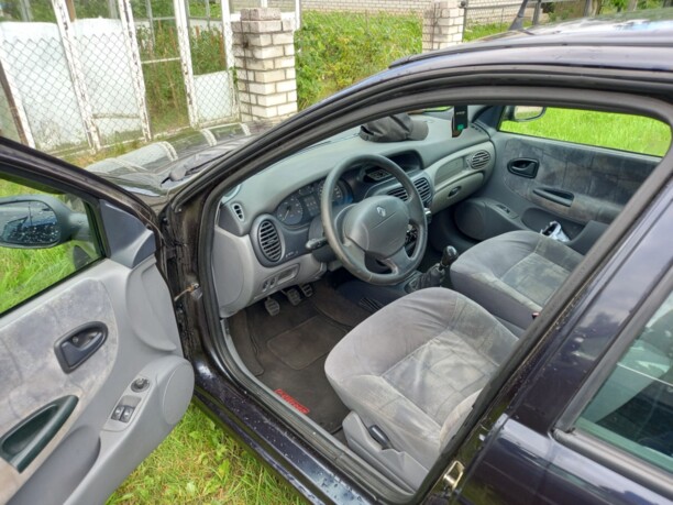 Renault Megane I · Рестайлинг, 2000 г.