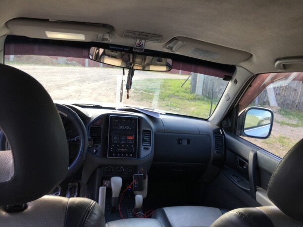 Mitsubishi Pajero III, 7 мест, 2001 г.