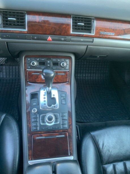 Audi A8 D3, 2005 г.