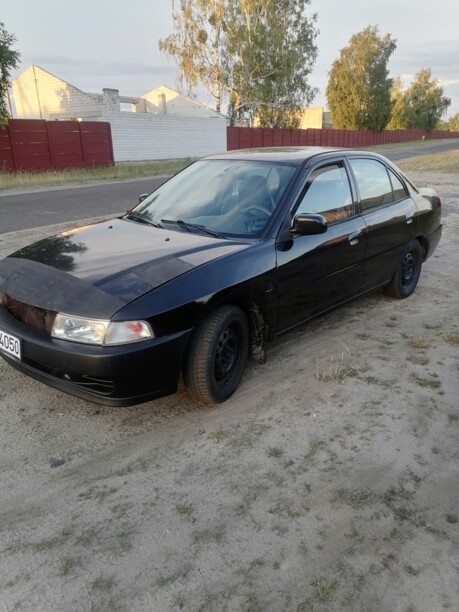 Mitsubishi Mirage V, 1999 г.
