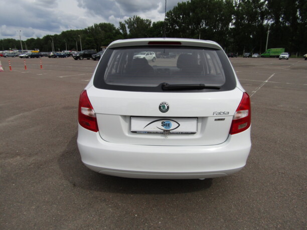 Skoda Fabia 5J · Рестайлинг, 2011 г.